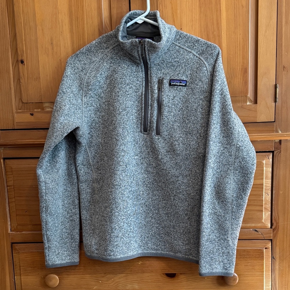 Patagonia Heathered Gray Fleece Pullover
